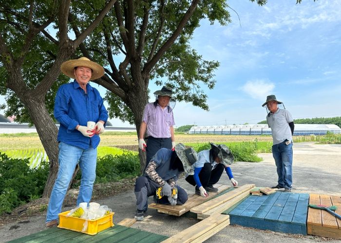 ‘텃밭에서 피어나는 두 번째 인생’ 시니어 텃밭관리사 모집