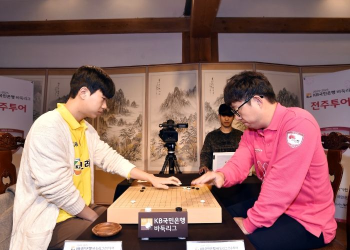 KB 바둑리그 신생팀 ‘한옥마을 전주팀’ 첫수